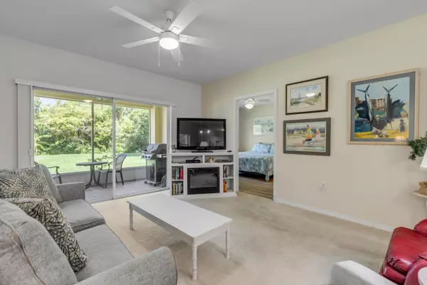 New Smyrna Beach, FL 32168,140 Turnbull Villas CIR