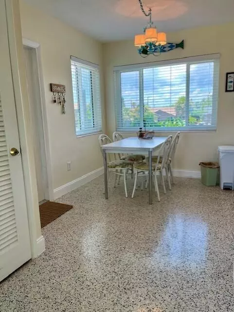 Cocoa Beach, FL 32931,1563 S Atlantic AVE #14