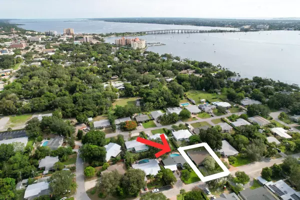 Rockledge, FL 32955,20 Hardee CIR S