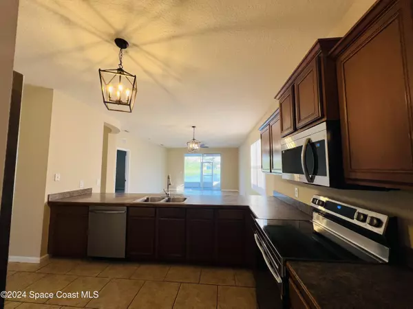 Cocoa, FL 32926,341 Cressa CIR