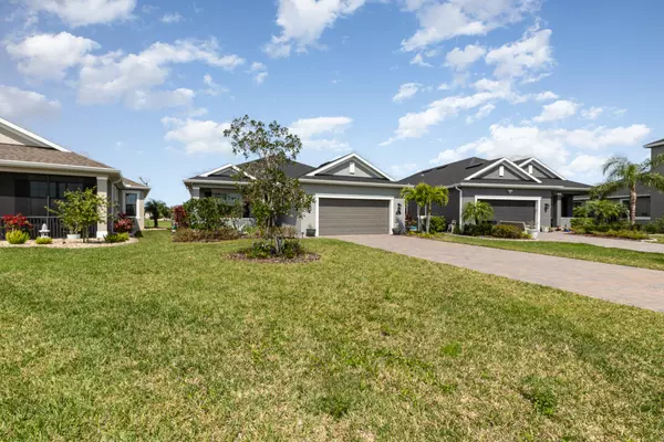 Melbourne, FL 32940,7921 Mocan CT