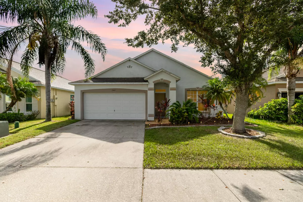 Cocoa, FL 32926,742 Cressa CIR