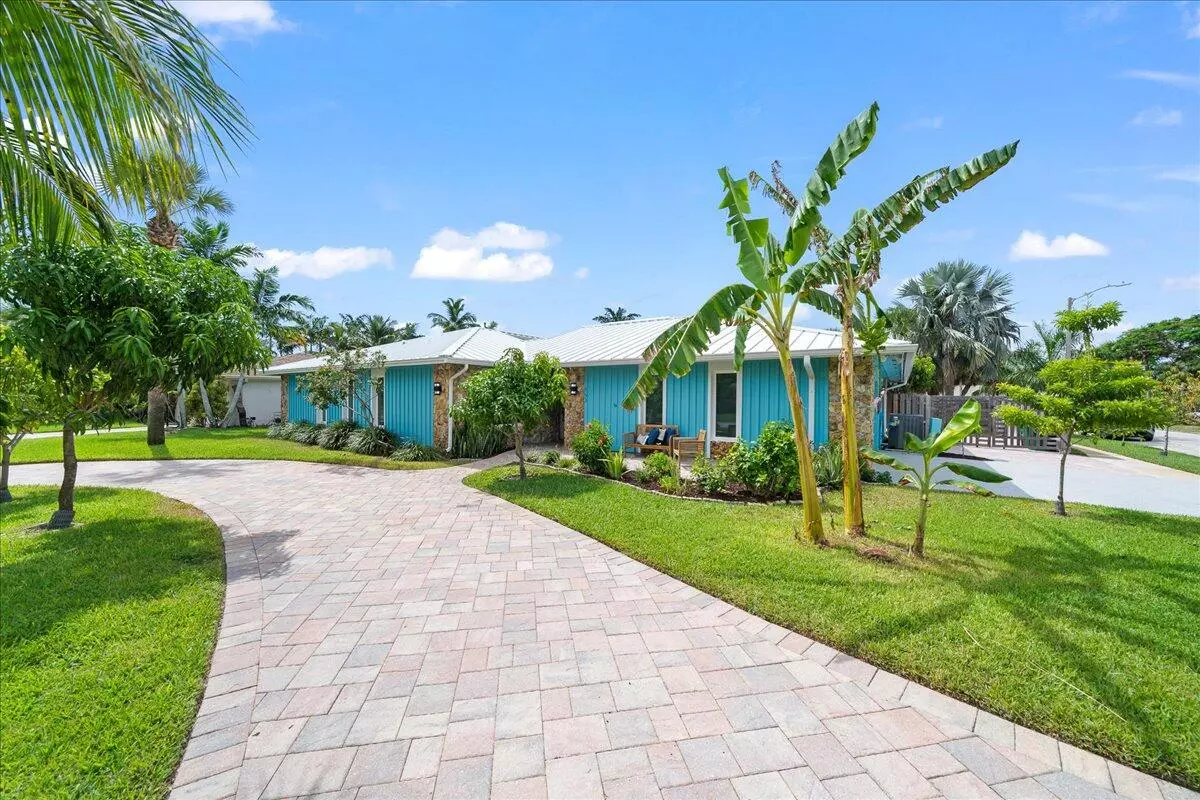 Satellite Beach, FL 32937,558 W Amherst CIR