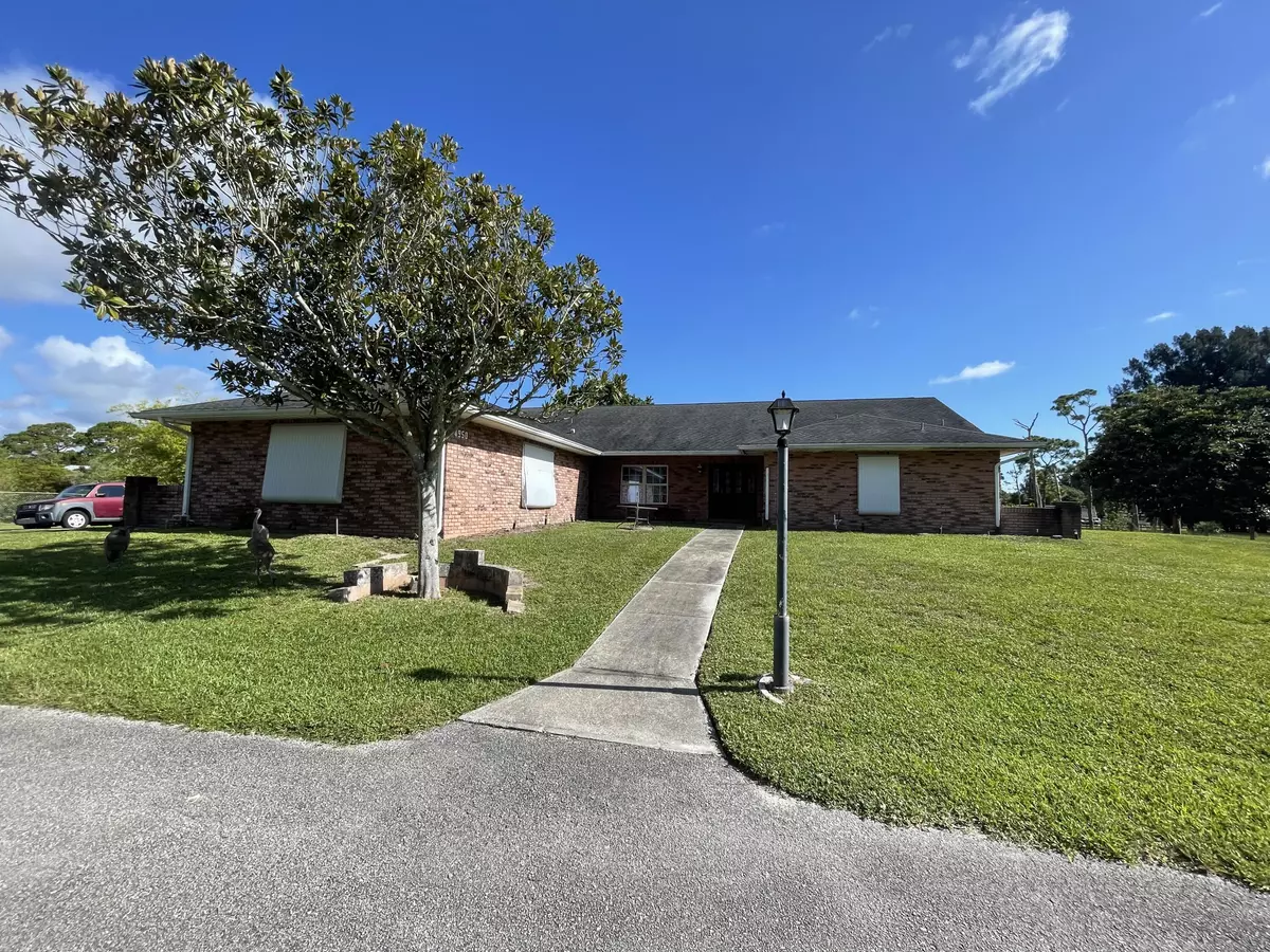 Grant, FL 32949,4950 Country Place