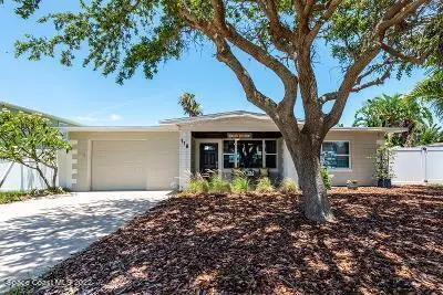 118 E Osceola LN, Cocoa Beach, FL 32931