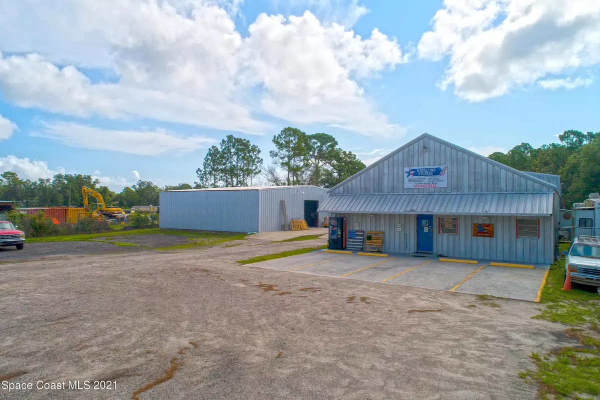 Mims, FL 32754,3049 Highway 1