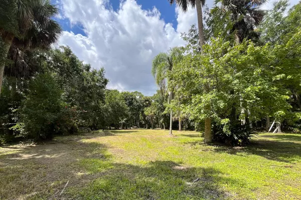 5819 Crane RD, Melbourne Village, FL 32904