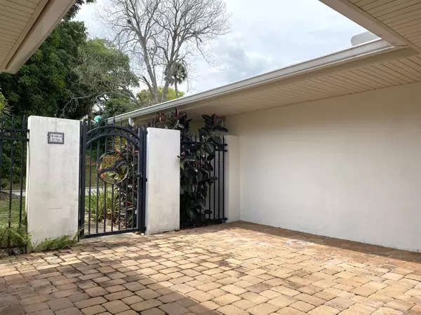 Cocoa, FL 32926,3216 Fairfax LN