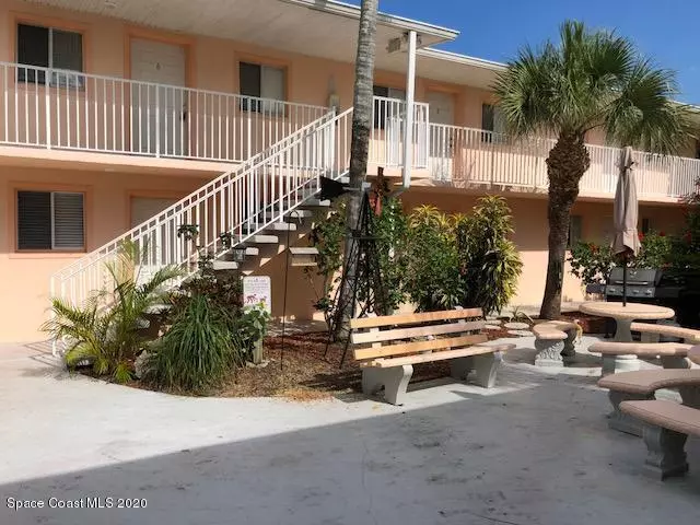 211 Circle DR #7, Cape Canaveral, FL 32920