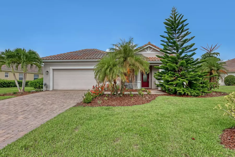 7672 Fieldstone Ranch SQ, Vero Beach, FL 32967