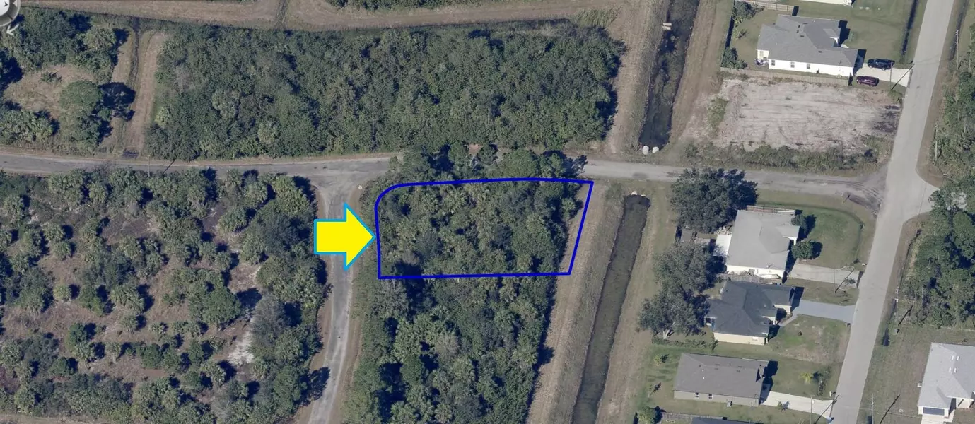 2501 Corner Lot On Valentine AVE SW, Palm Bay, FL 32908