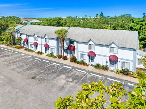 167 Seaport BLVD #32,  Cape Canaveral,  FL 32920