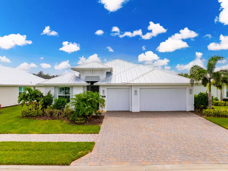 4880 Arabella CIR, Vero Beach, FL 32967