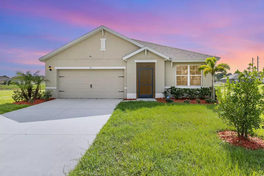 117 Islet CT, Palm Bay, FL 32908