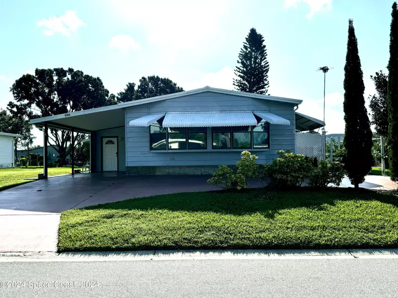 1088 Wren CIR, Barefoot Bay, FL 32976