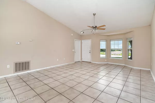 Palm Bay, FL 32909,260 Hinchman ST SE