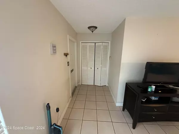 Satellite Beach, FL 32937,432 Blue Jay LN #62