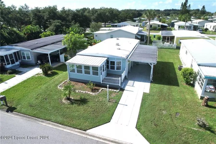 903 Pecan CIR, Barefoot Bay, FL 32976