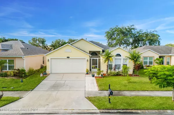 4367 Four Lakes DR, Melbourne, FL 32940