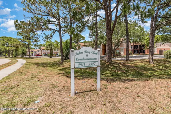 Palm Bay, FL 32905,5113 Pinewood DR NE #9