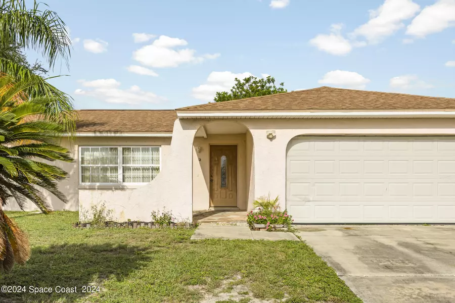 2150 Porpoise ST, Merritt Island, FL 32952