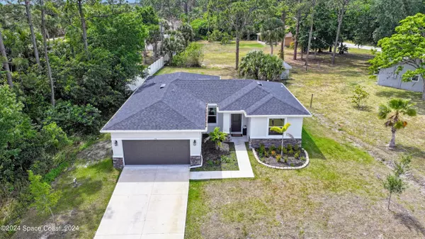 150 Delia AVE NW, Palm Bay, FL 32907