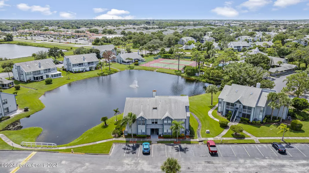 4640 Lake Waterford #2-102, Melbourne, FL 32901