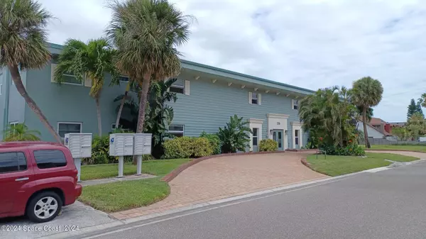 220 Columbia DR #23, Cape Canaveral, FL 32920