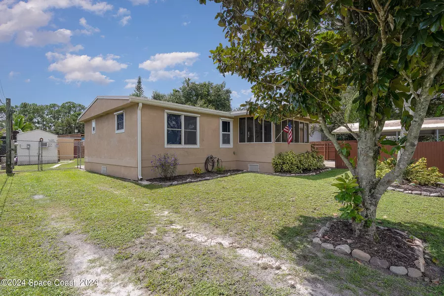 385 Ronald ST, Cocoa, FL 32927