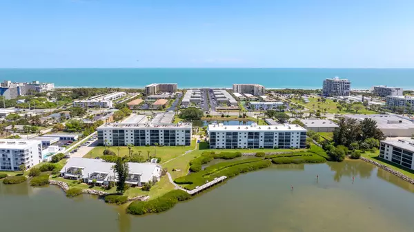 3165 N Atlantic AVE #B203, Cocoa Beach, FL 32931