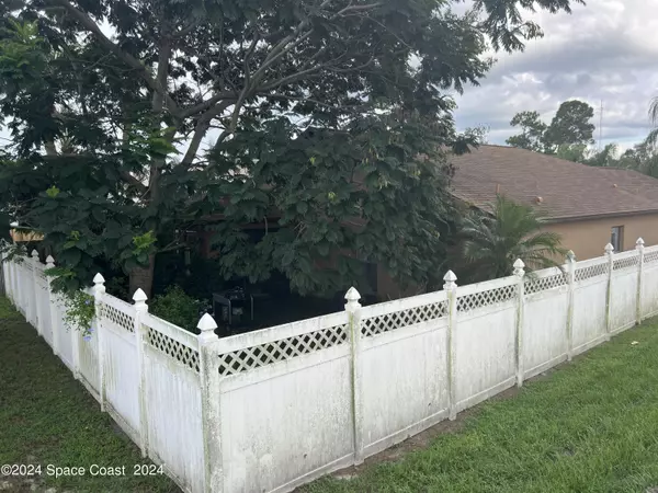 Melbourne, FL 32901,4266 Mount Carmel LN