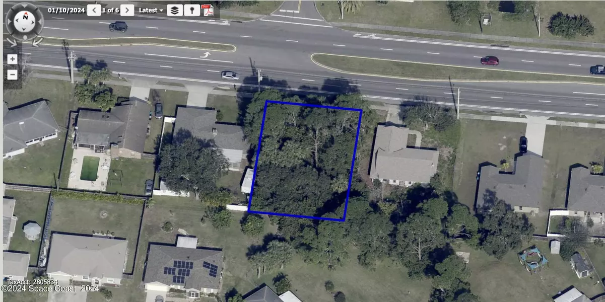 290 Emerson DR NW, Palm Bay, FL 32907