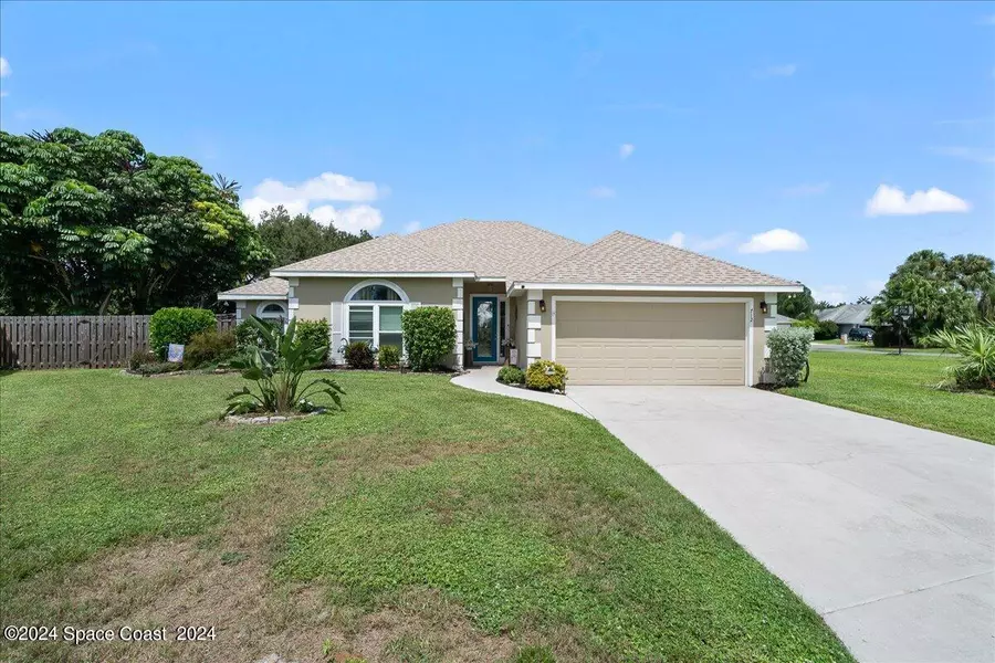 712 John Carroll LN, Melbourne, FL 32904