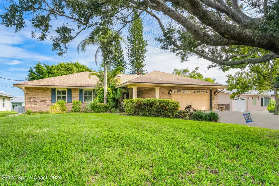 380 Riggs AVE, Melbourne Beach, FL 32951