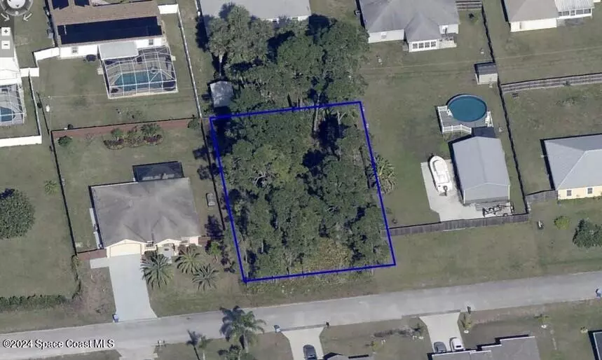 1343 Schneider ST SW, Palm Bay, FL 32908