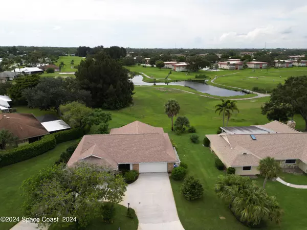 Vero Beach, FL 32962,585 W Forest TRL