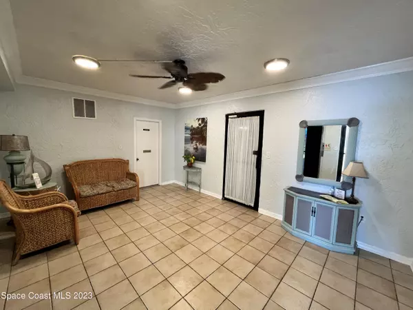 Cocoa Beach, FL 32931,190 Escambia LN #305