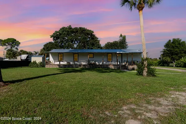 8110 Pine Ridge TRL, Sebastian, FL 32976