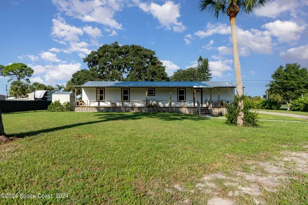 8110 Pine Ridge TRL, Sebastian, FL 32976