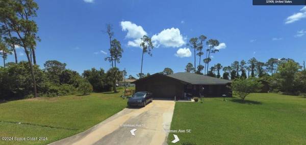 291 Christmas AVE SE, Palm Bay, FL 32909