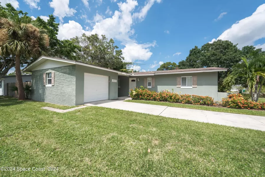 300 Nora AVE, Merritt Island, FL 32952