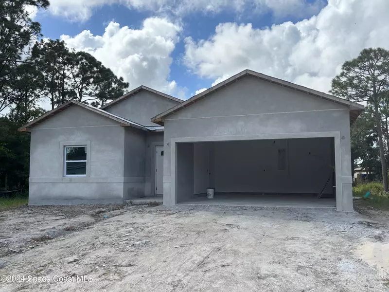 3250 San Jose AVE SE, Palm Bay, FL 32909