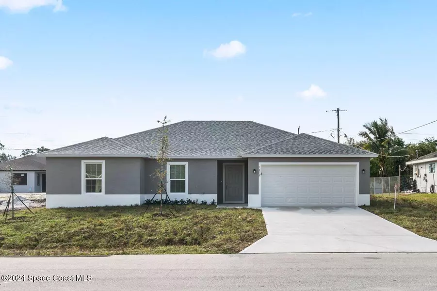 1472 Summer ST SE, Palm Bay, FL 32909