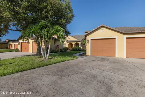 Melbourne, FL 32901,1140 Luminary CIR #103