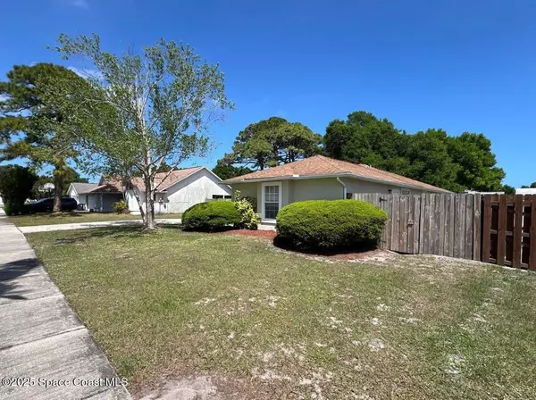 Rockledge, FL 32955,814 Kara CIR