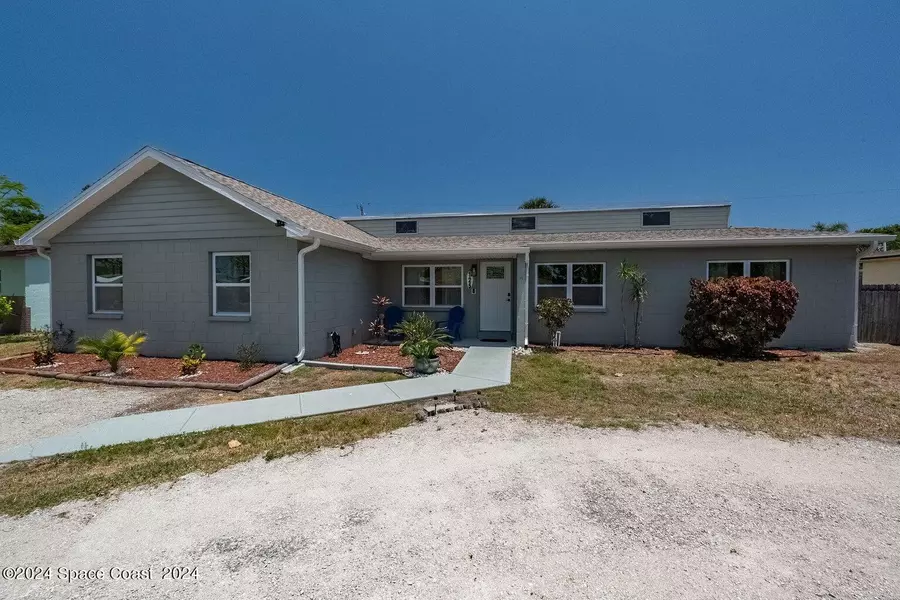 125 Herron DR, Satellite Beach, FL 32937