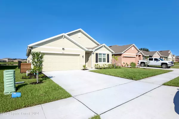 Rockledge, FL 32955,994 Trinity ST