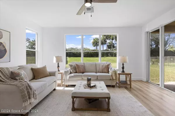 Vero Beach, FL 32962,1861 Grey Falcon CIR SW