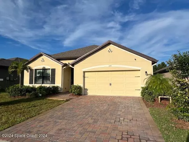 Palm Bay, FL 32909,694 Old Country RD E