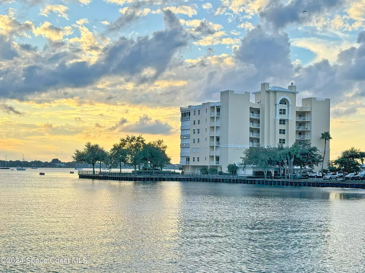 Merritt Island, FL 32953,500 Sail LN #604